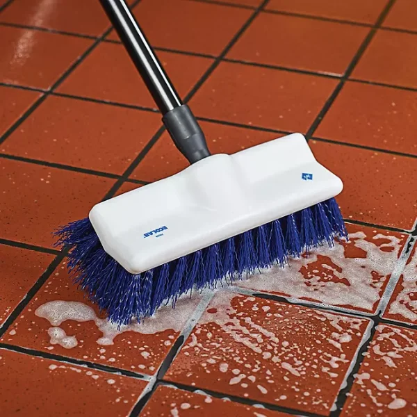 Member's Mark Commercial Floor Cleaner & Degreaser - 1 gal. (Choose Pack Size) - Image 2